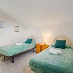 Diamantes Duplex & Heated Pool *