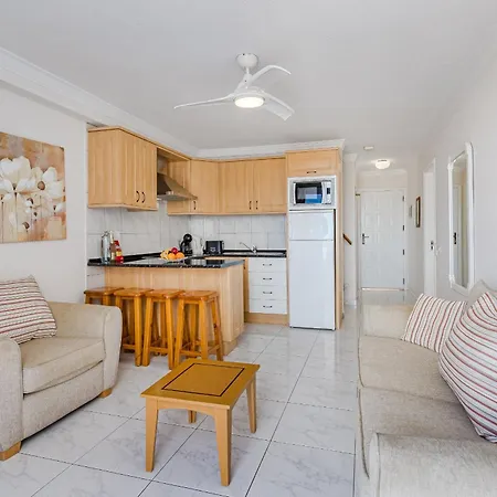 아파트 Diamantes Duplex & Heated Pool *